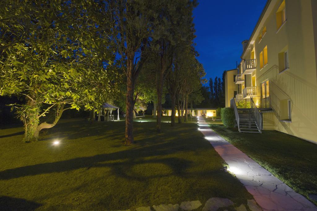 Viktoria Palace Hotel Lido de Venecia Exterior foto